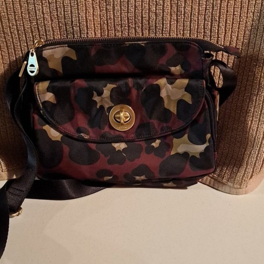 Baggallini Camo Leopard Crossbody Bag – Burgundy, Black & Tan